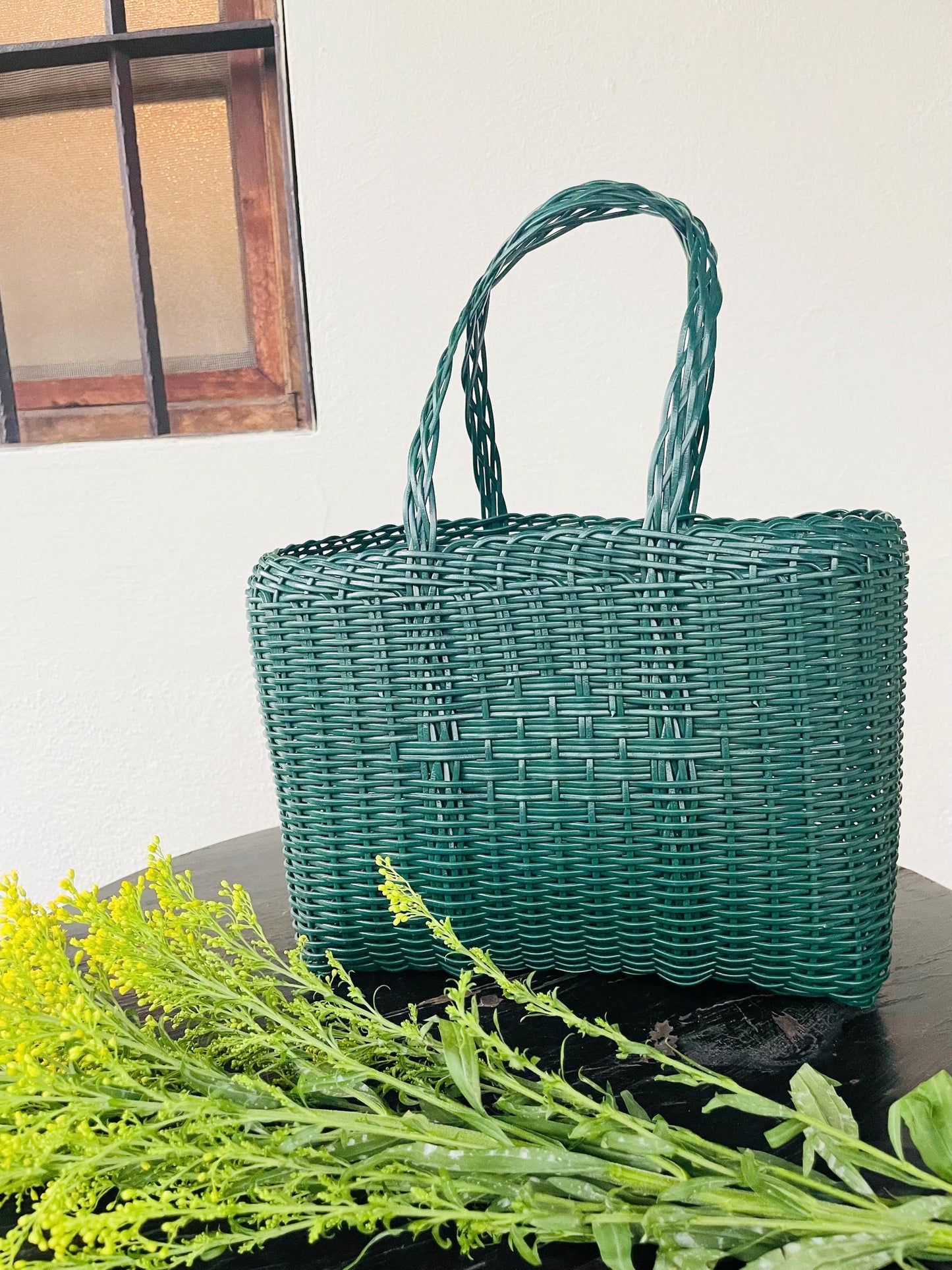 Plastic Tote Bag (M) - Jungle