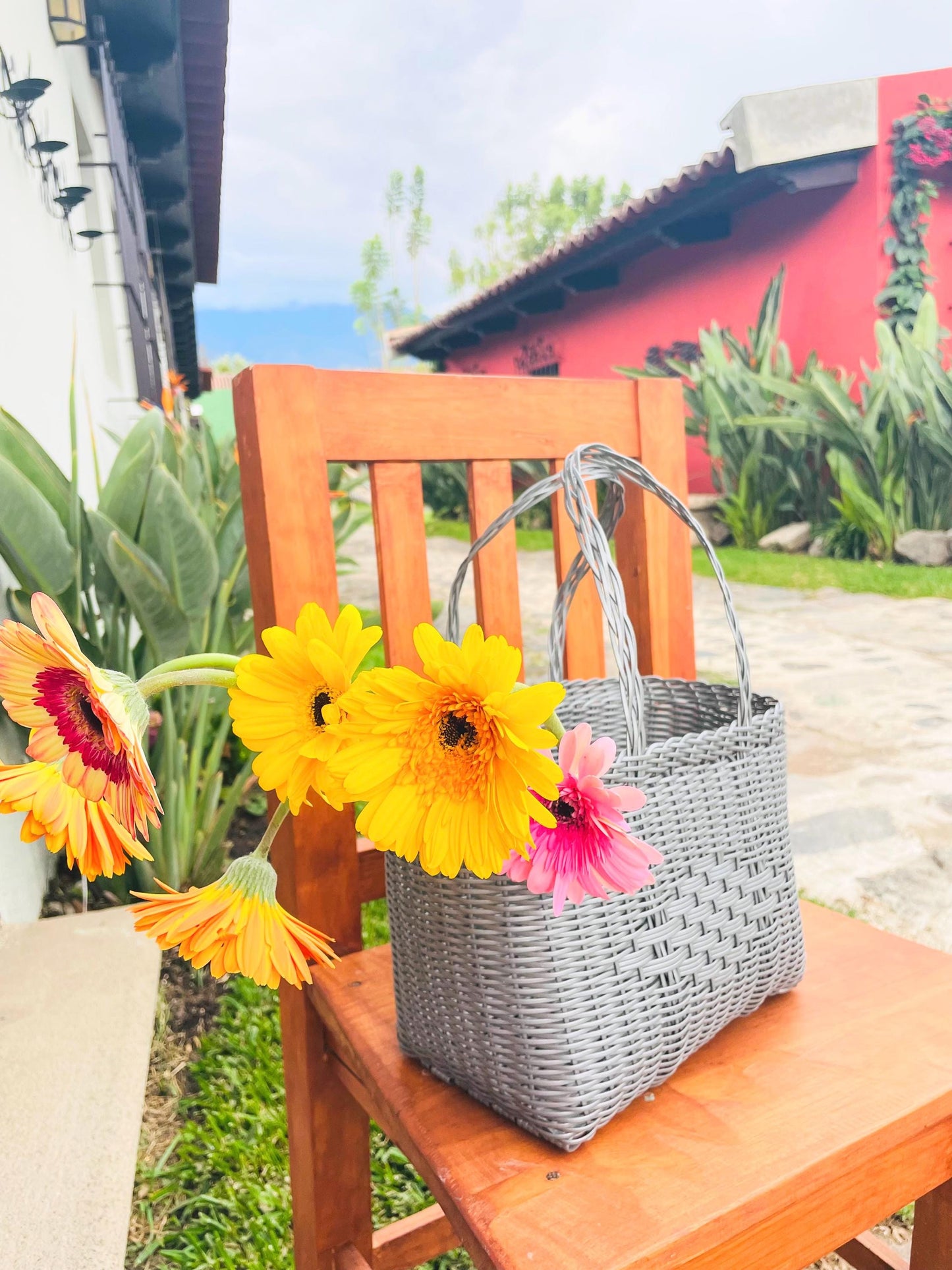 Plastic Tote Bag (M) - Gray A