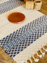 Load image into Gallery viewer, Guatemalan placemats - Creme/Blue