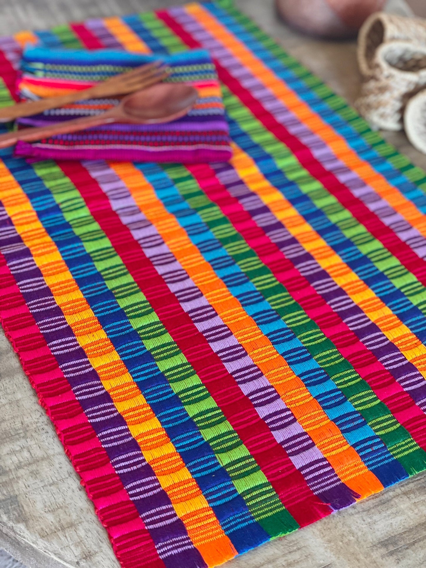 Guatemalan placemats in Multicolors