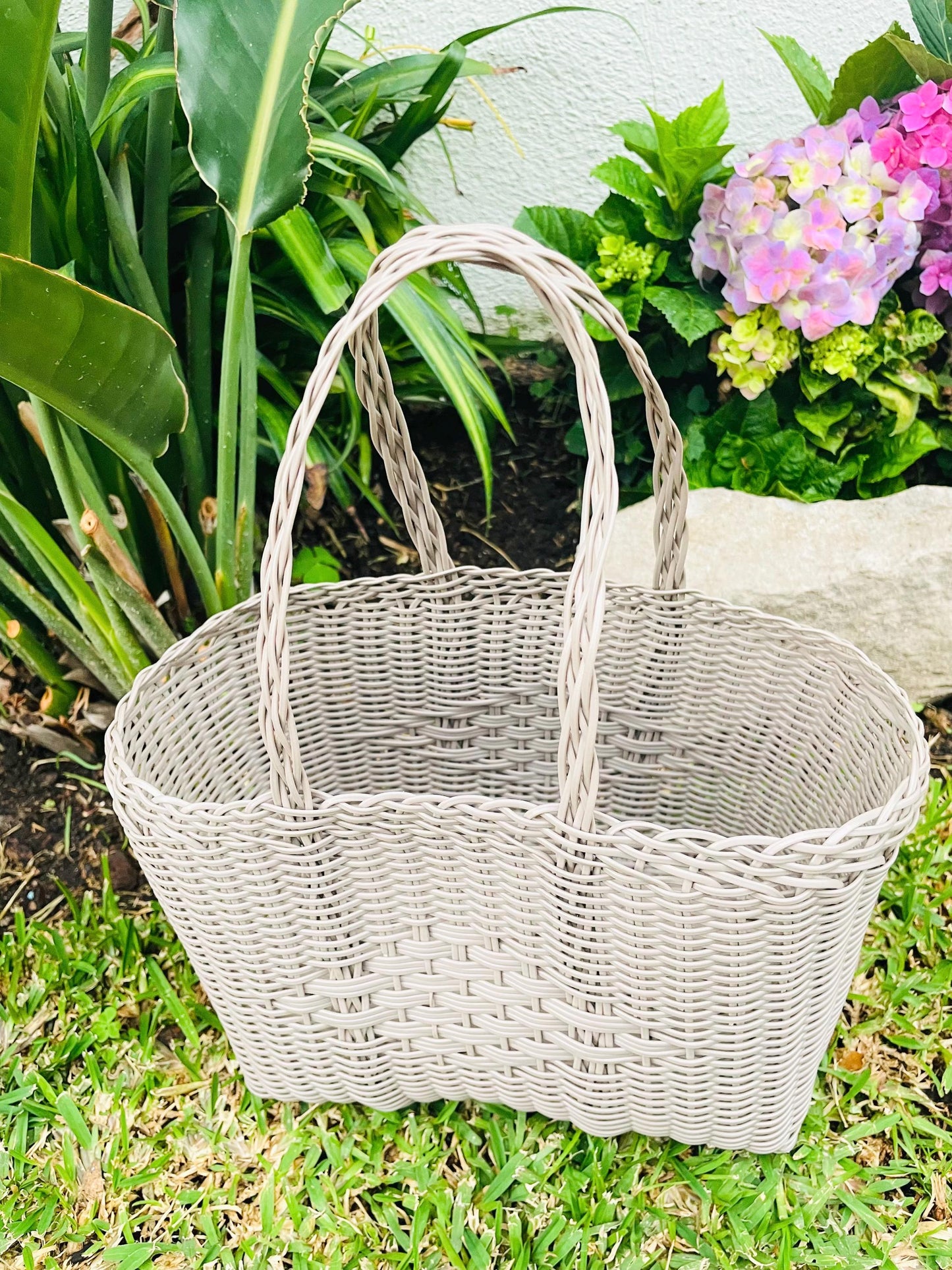 Plastic Tote Bag (M) - Light Gray