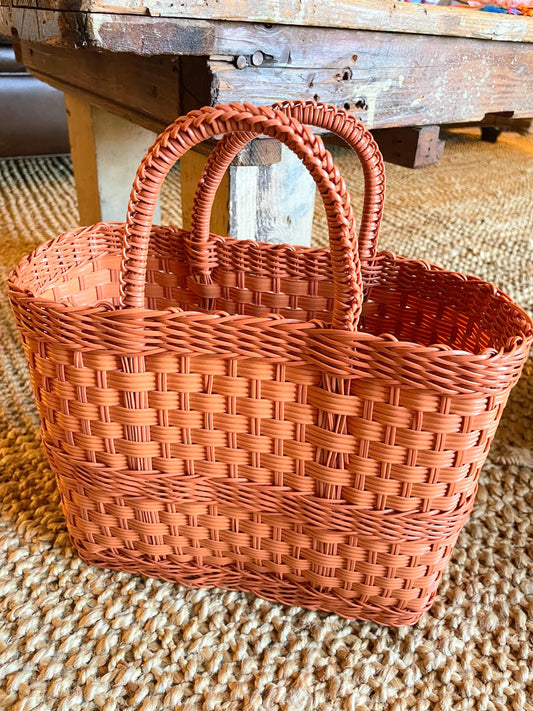 Plastic Market Basket Tote Bag / Medium / Cinnamon