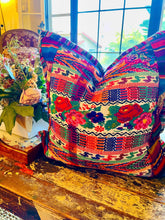 Load image into Gallery viewer, Pillow Cover from Xela Quetzaltenango