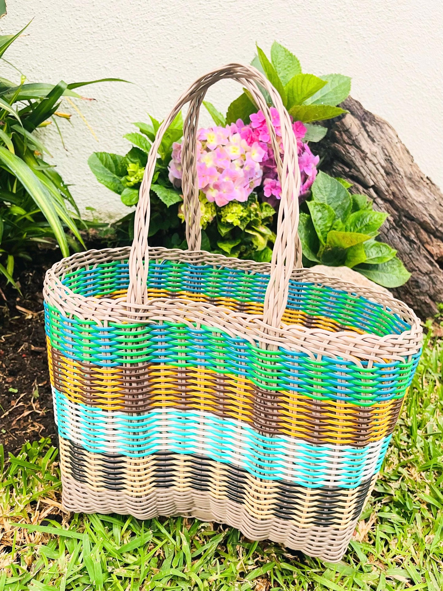 Plastic Tote Bag (M) - Graymulti A