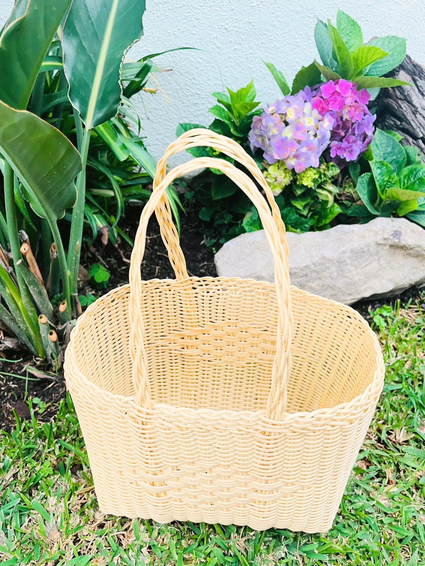 Plastic Tote Bag (M) - Light Beige