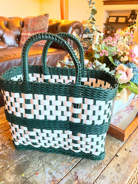 Plastic Market Basket Tote Bag / Medium / Green and White