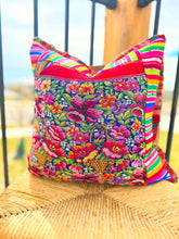 Load image into Gallery viewer, Pillow cover from San Juan Comalapa