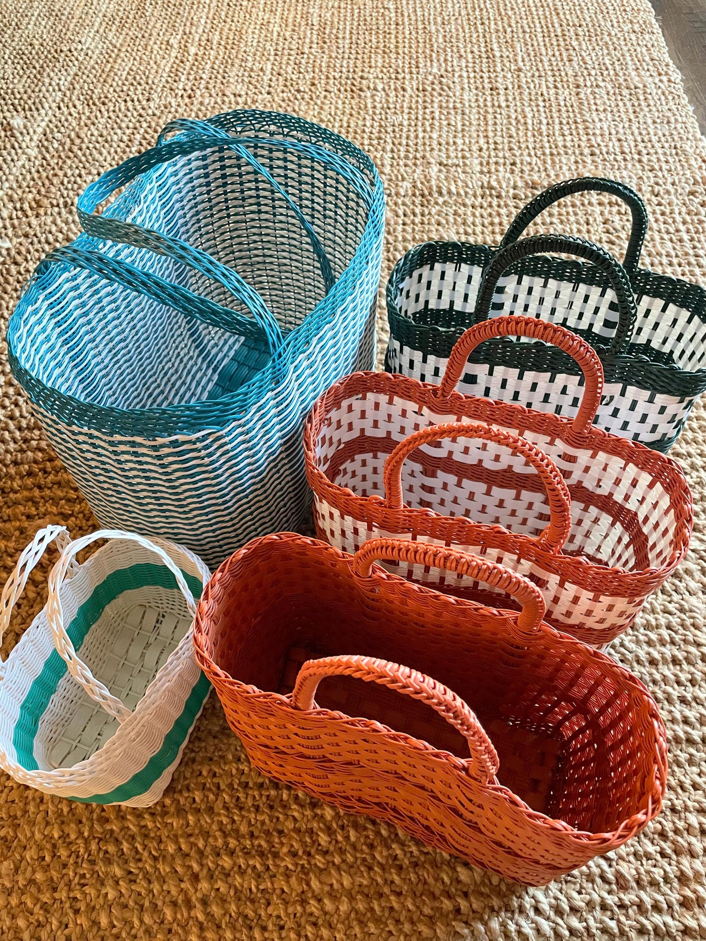Plastic Market Basket Tote Bag / Medium / Cinnamon