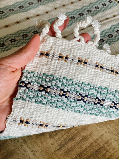 Guatemalan placemats - Creme/Lightblue