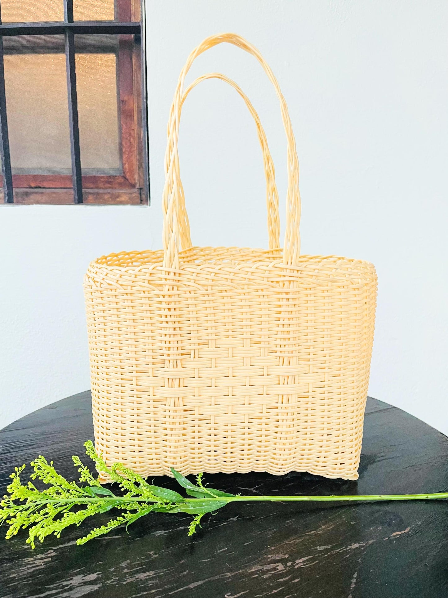 Plastic Tote Bag (M) - Light Beige
