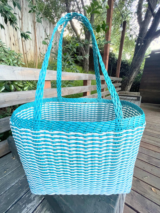 Plastic Basket Tote / Large / Light Blue