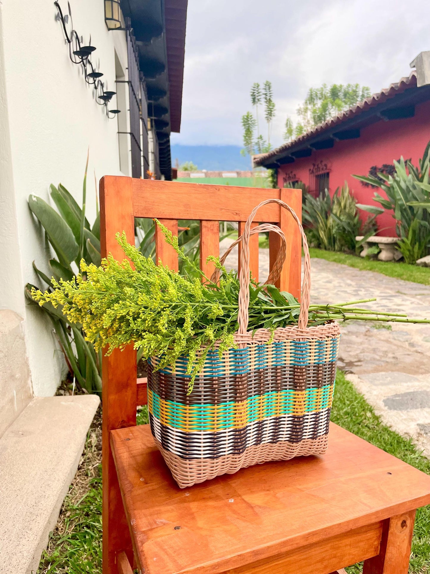 Plastic Tote Bag - Beigemulti