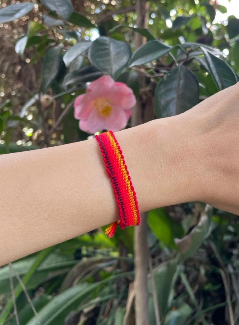 Handmade Guatemalan Textile Bracelet – Handwoven Artisan Friendship Jewelry, Ethical Gift