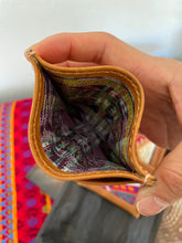 Load image into Gallery viewer, Guatemalan Authentic Leather/Huipil Card Holders